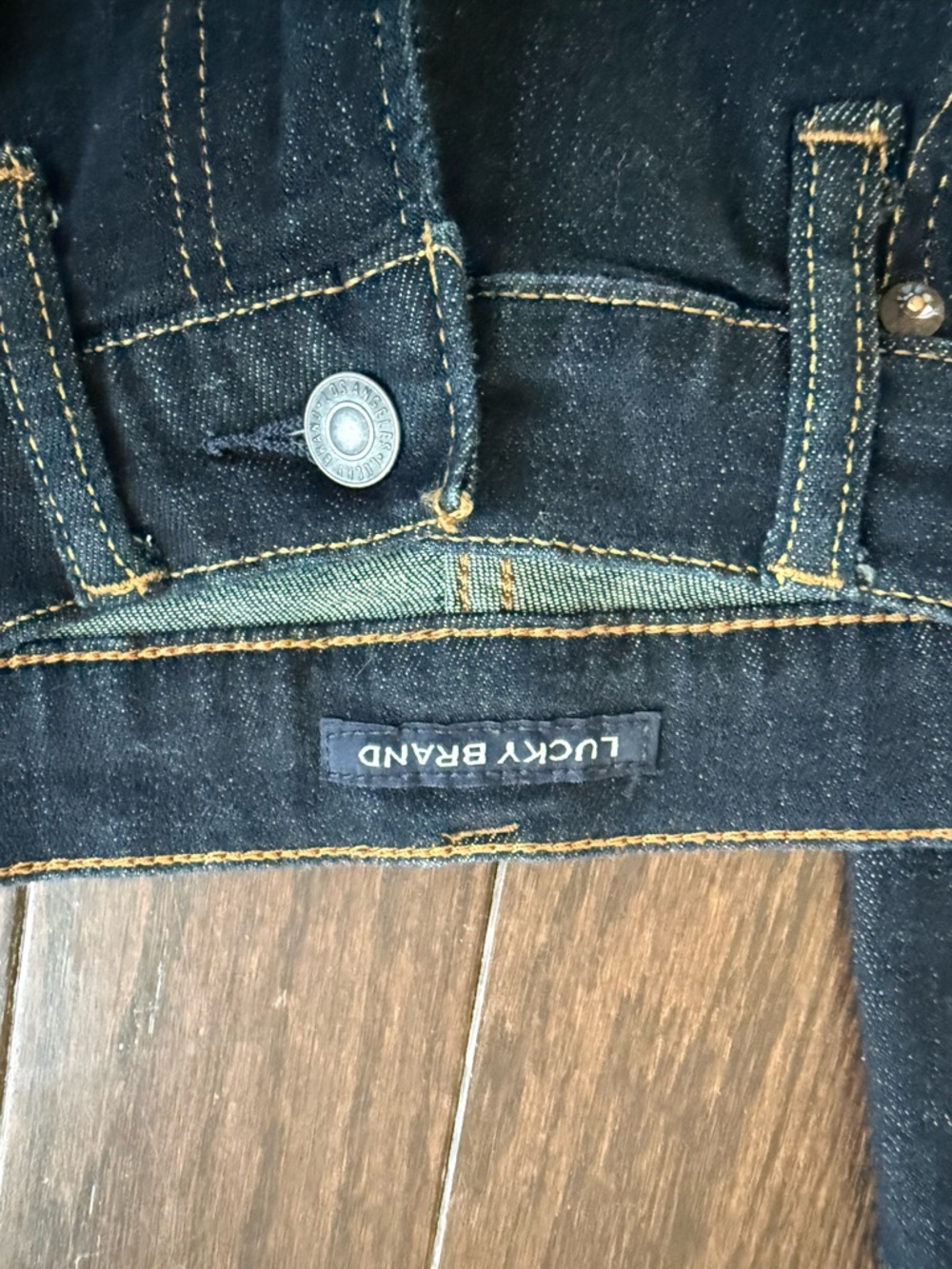Lucky Brand Men's Dark Wash Straight Jeans - Picture 7 of 8